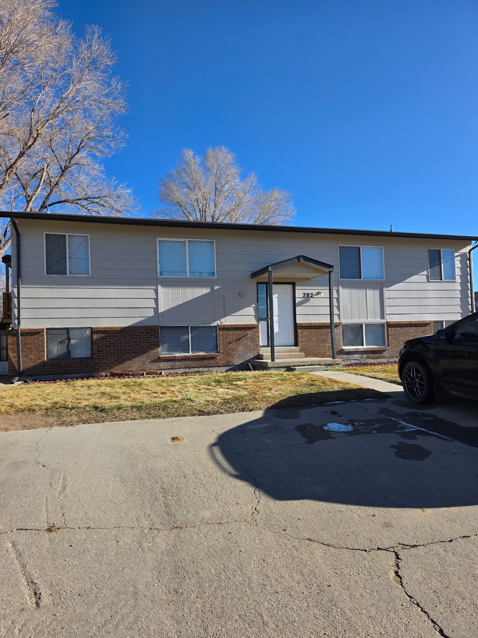 202 California Trail - 2