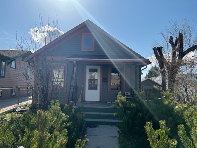 512 South Jackson Street