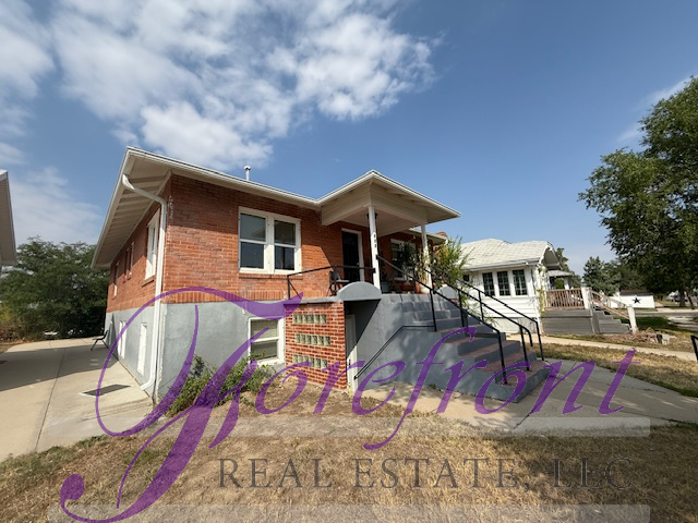 112 South Elk Street - 1