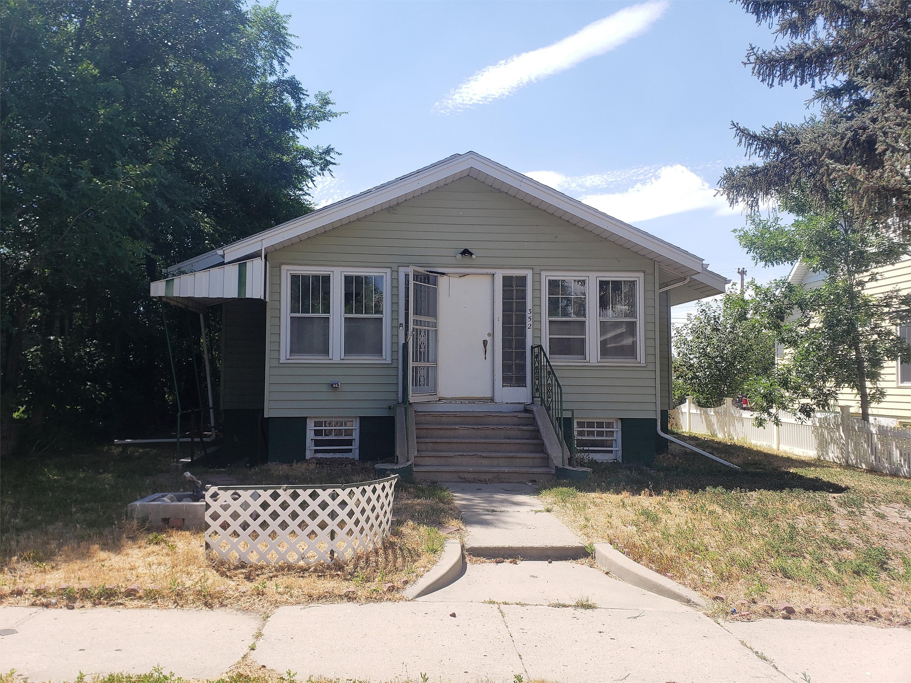 352 North Jackson Street - B