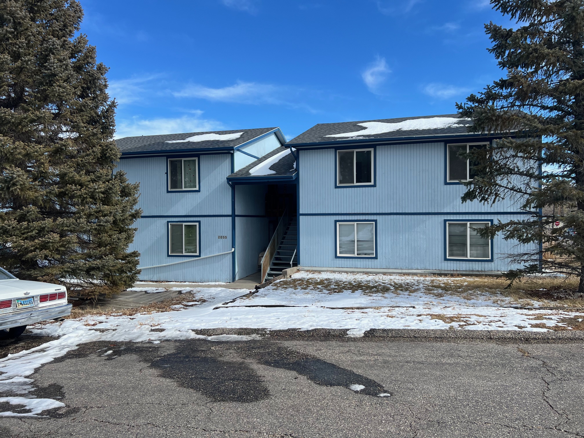 Property main image