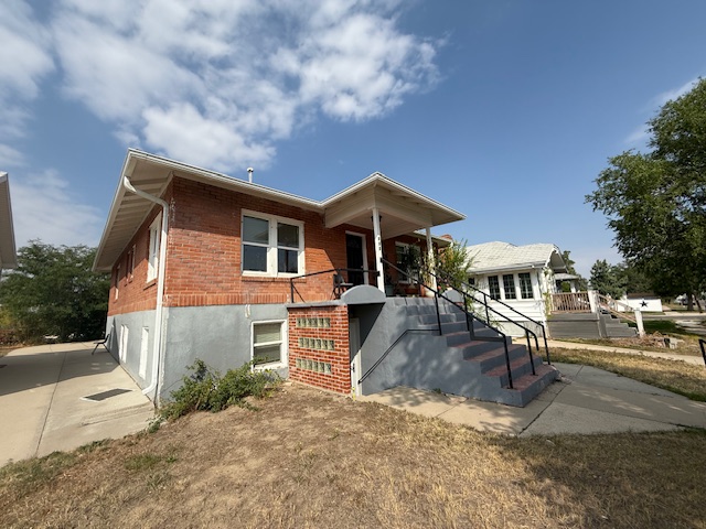 112 South Elk Street - 1